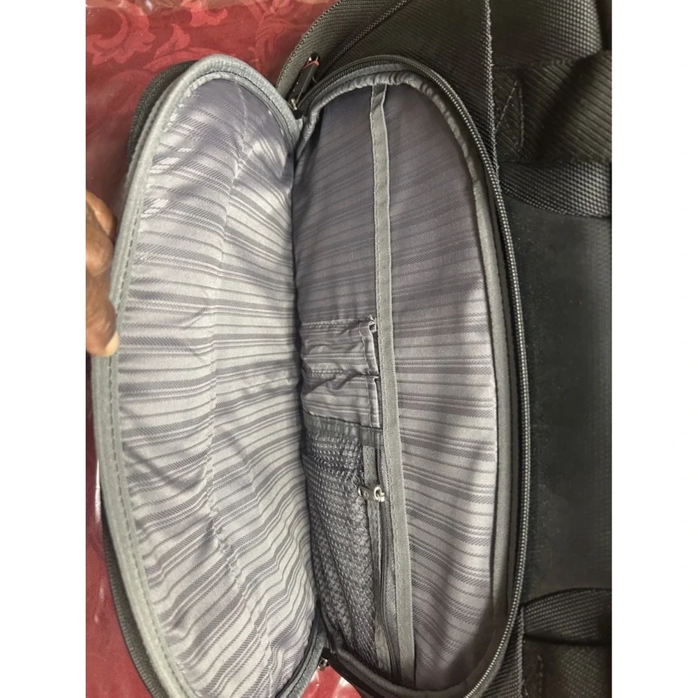 Samsonite padded 15
